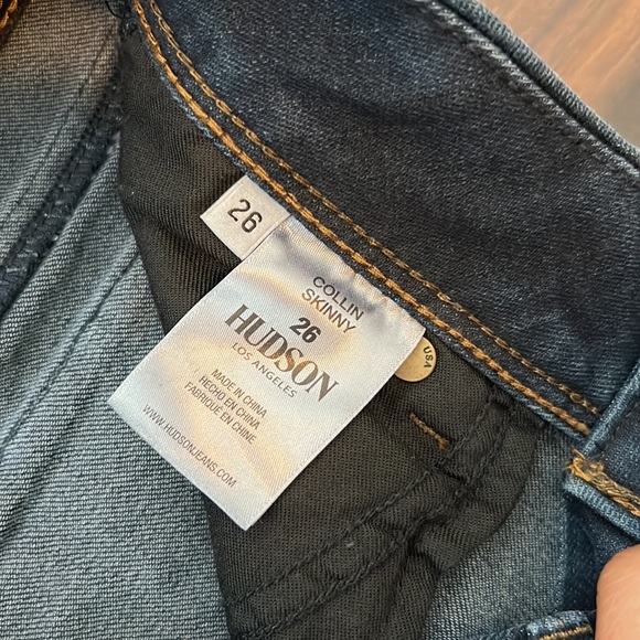 NWT HUDSON
Collin Mid-Rise Skinny ankle Jeans - Picture 4 of 9